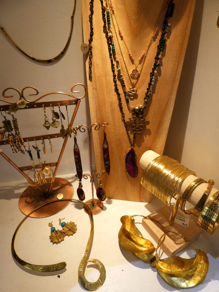 bijoux de créateurs Arte Fact