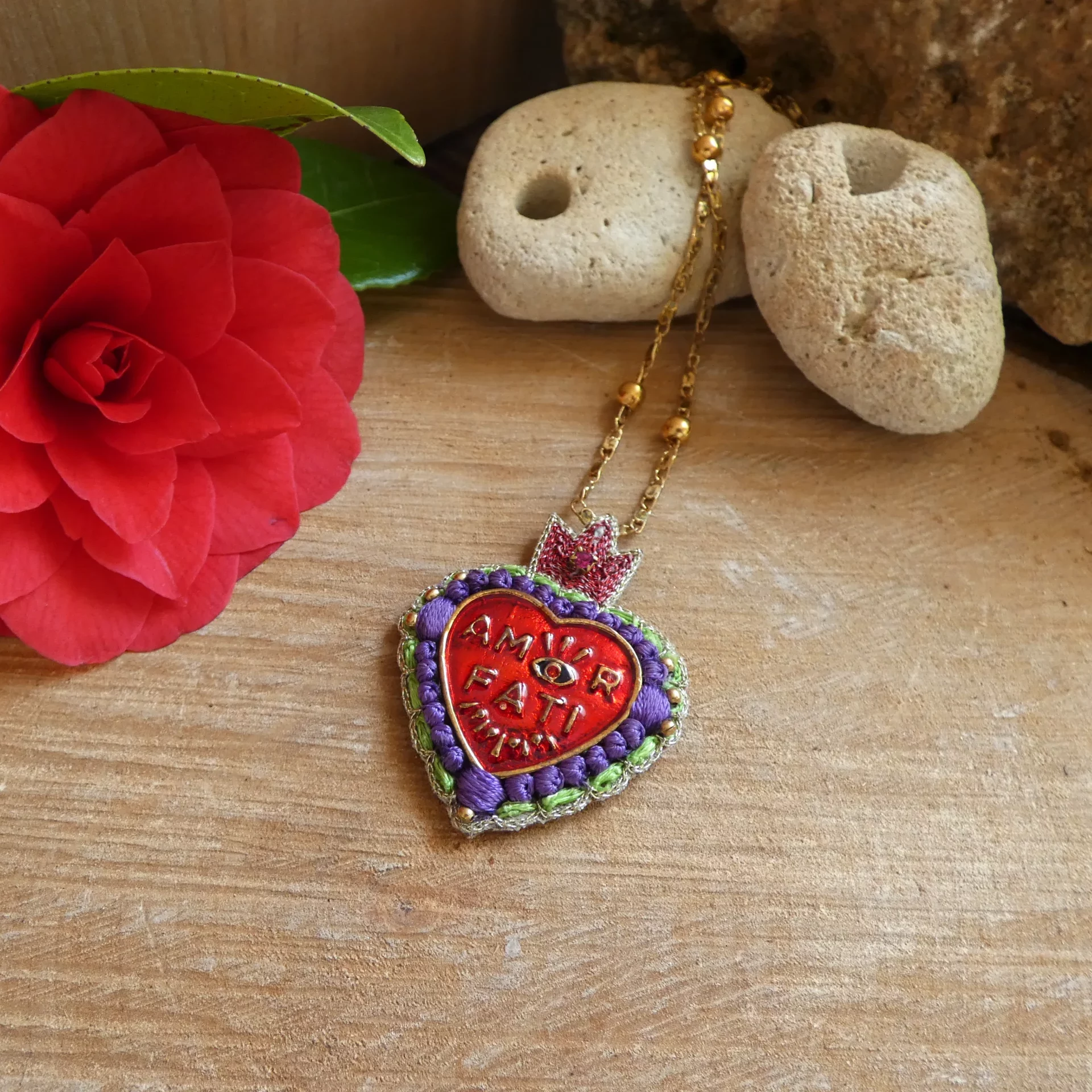 Collier NAHUA Amor Fati brodé