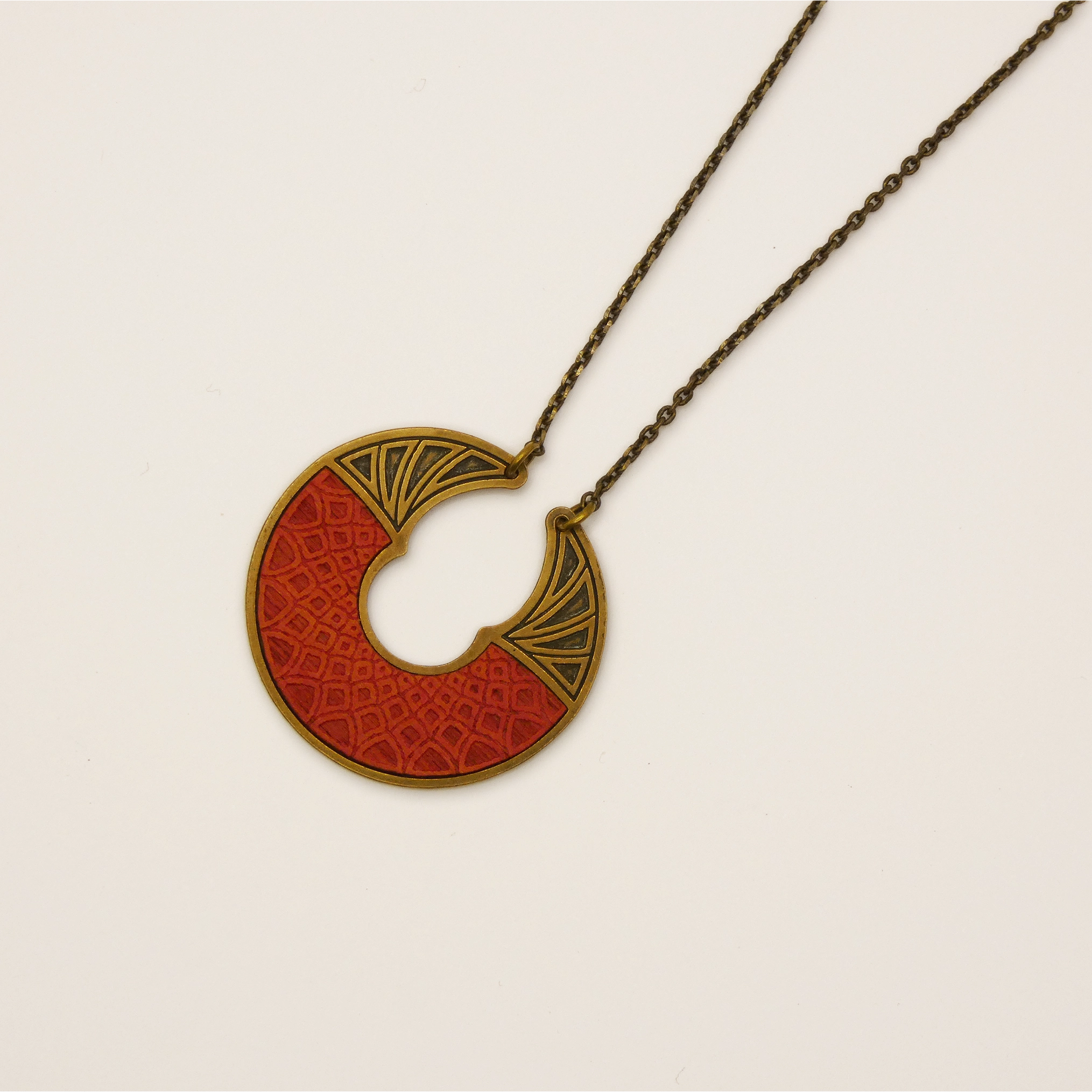 Collier bronze et bois teinté orange