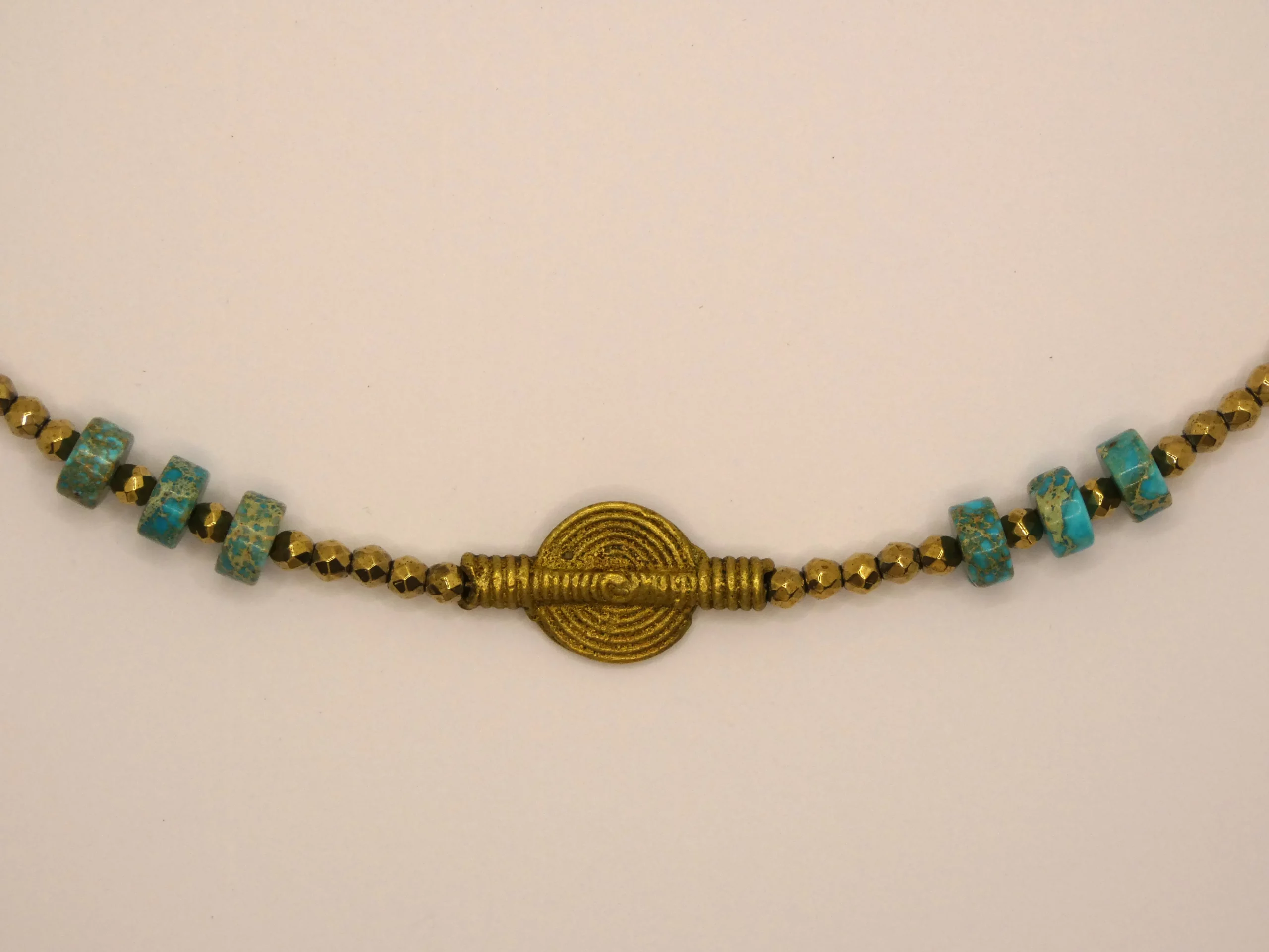 Collier Arte Fact Bohême turquoises et bronze africain – Image 5