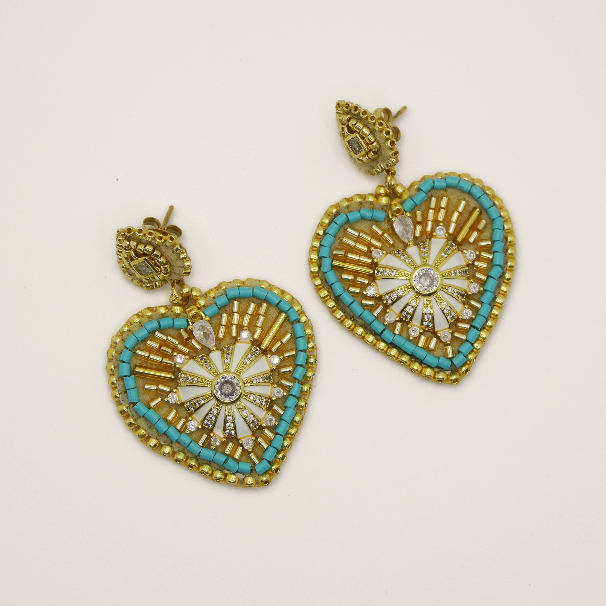 Boucles d'oreille Hypnochic bleues et or, brodées à la main