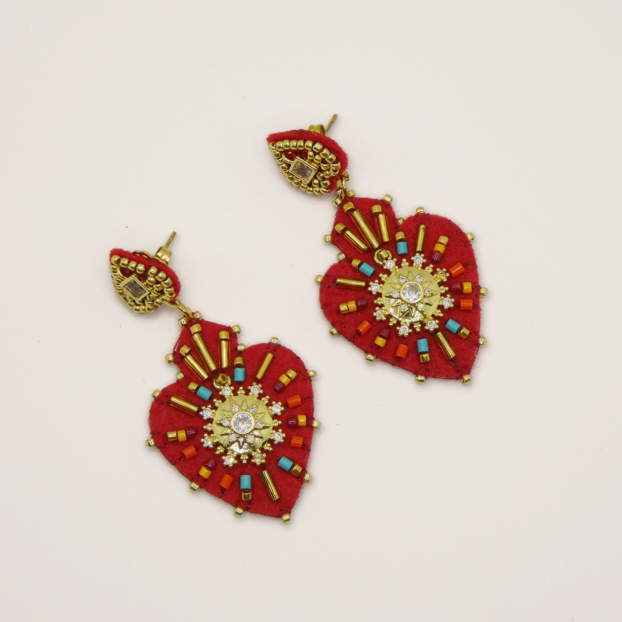 Boucles d'oreille Hypnochic rouges brodées à la main