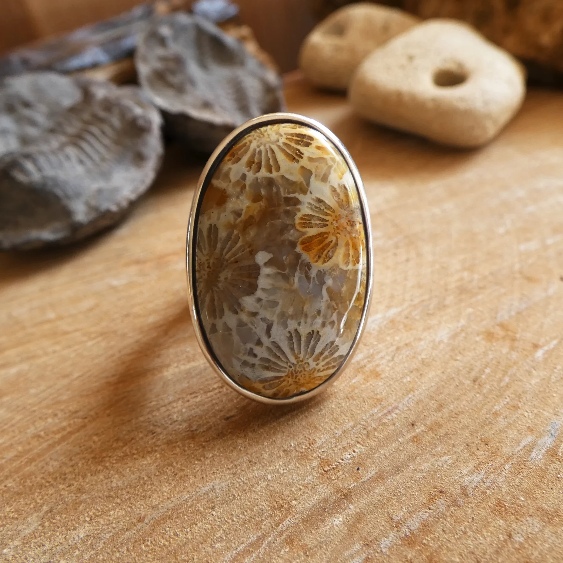 Bague Arte Fact argent et fossile de corail