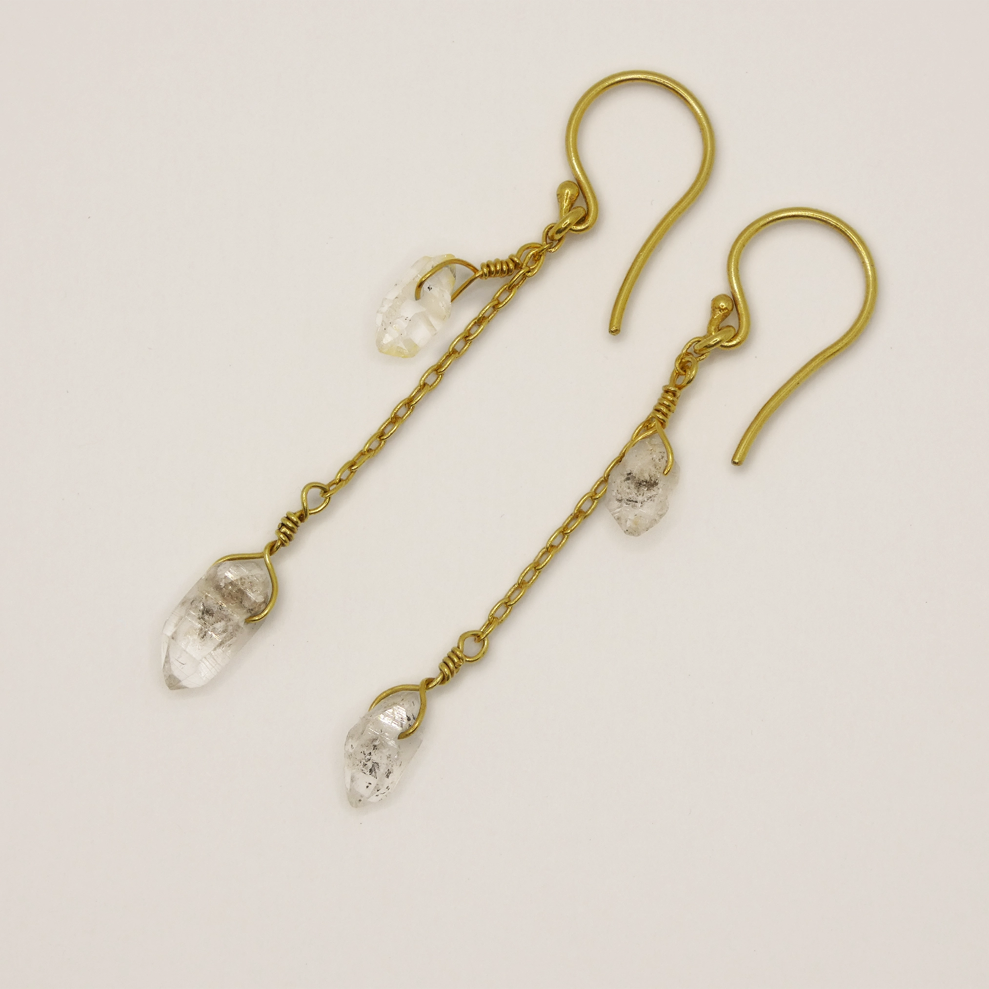 Boucles d'oreille plaqué or et diamants Herkimer.