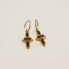 Boucles d'oreille Muja Juma plaquées or, rubis indien et grenat