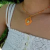 Pendentif Hypnochic orange brodé à la main – Image 3