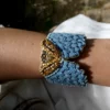Bracelet NAHUA Angy bleu denim brodé à la main – Image 3