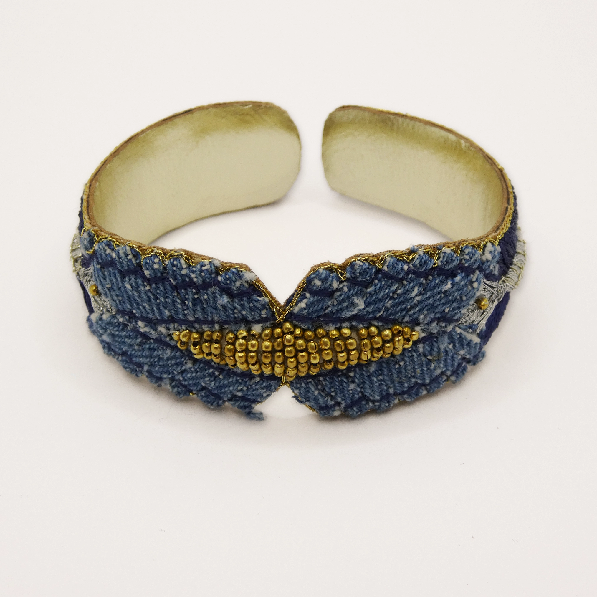 Bracelet NAHUA Colisée bleu denim brodé à la main