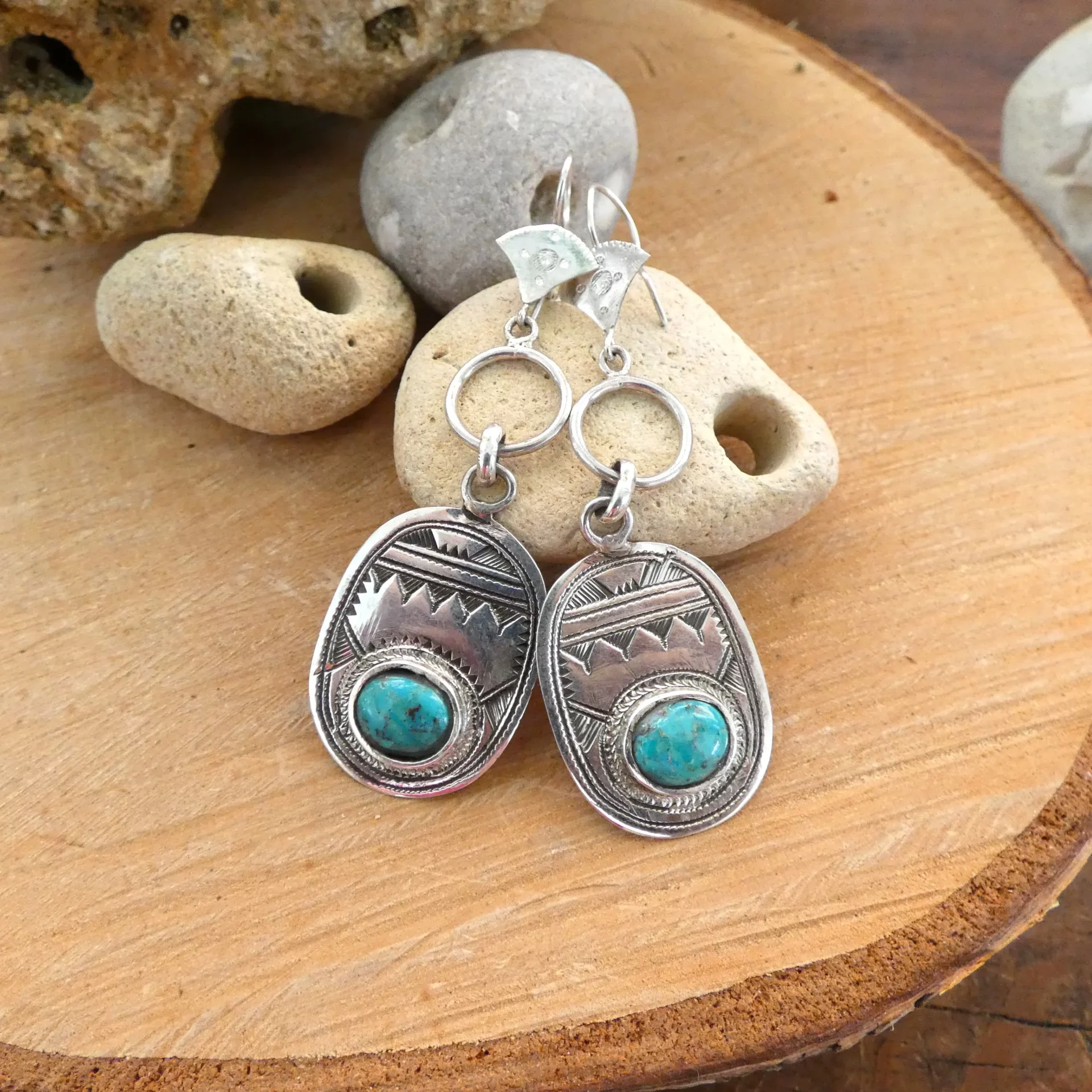 Boucles d'oreille Touareg argent et turquoises. – Image 4